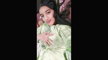 Desi Village Girl Fuck Her Horny Pussy and Play with Boobs – Indian Sex MMS Desi Village Girl Fuck Her Horny Pussy and Play with Boobs – Indian Sex MMS